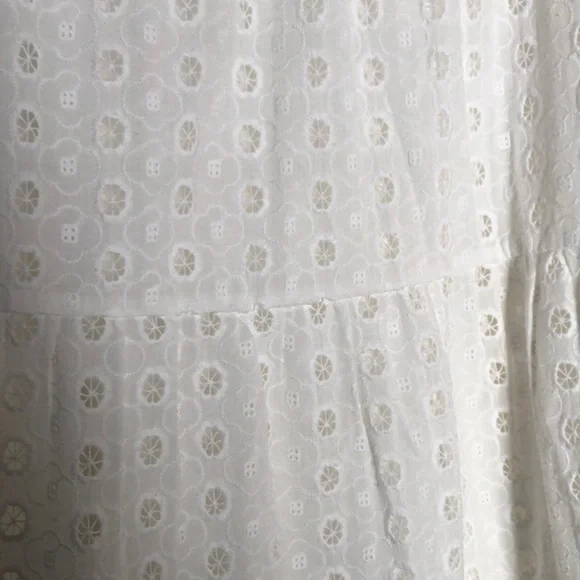 White eyelet pink lily dress - Picture 3 of 7